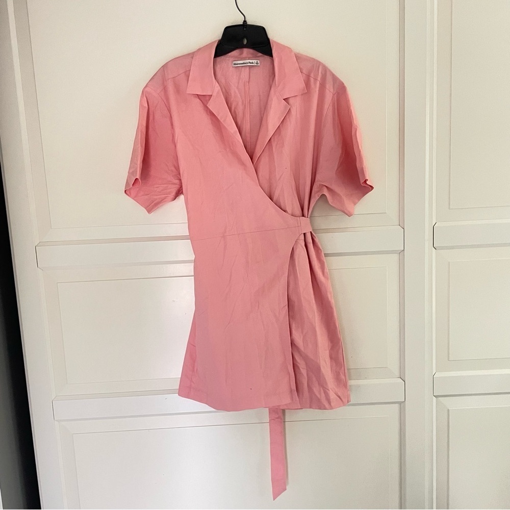 Abercrombie & Fitch pink Wrap Mini Dress Size Small 41028